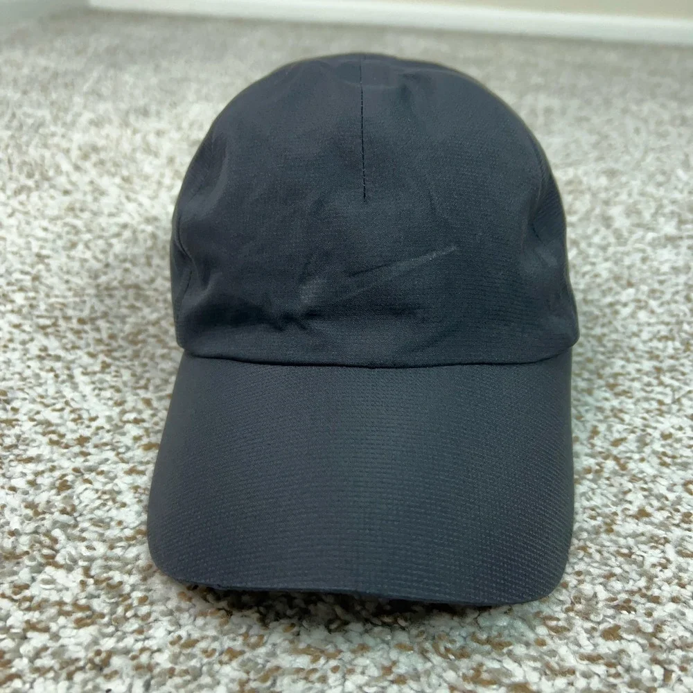 Nike Golf Mens Hat Cap Adjustable Black Storm-FIT Golf Waterproof Nylon One Size